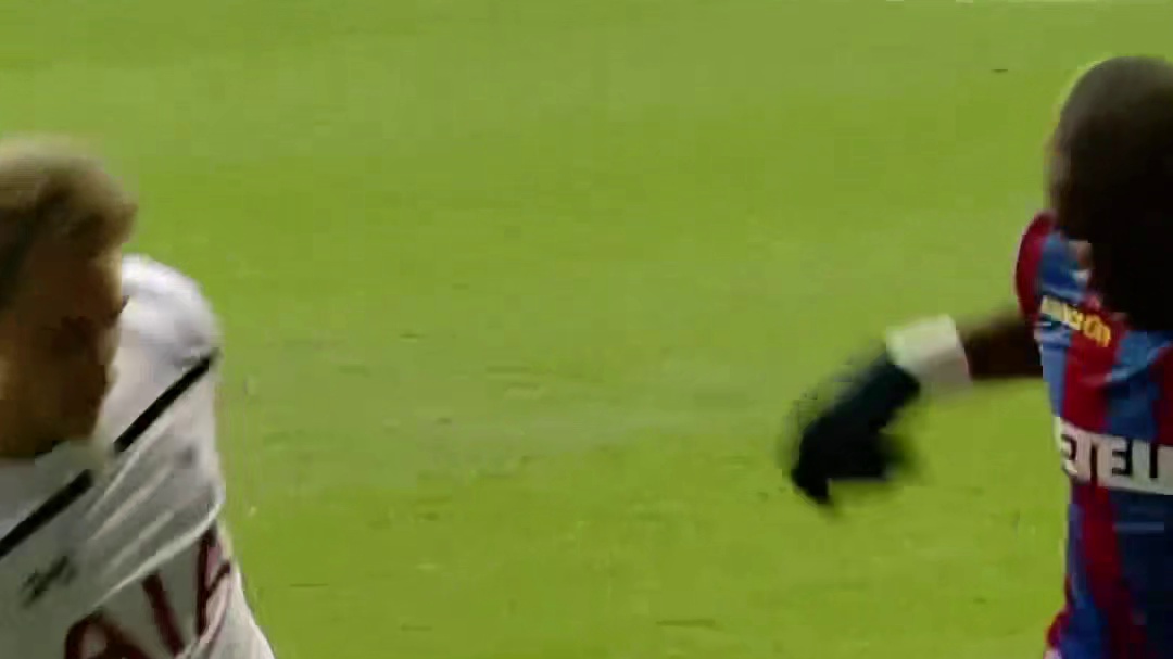 角旗回旋，戏耍对手#足球