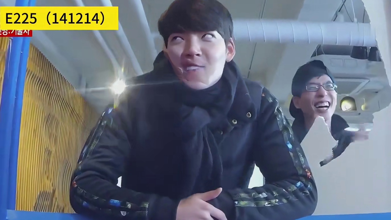 到底是不眨眼游戏还是扮丑游戏