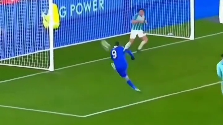 足球赛场那些高智商名场面瞬间！真的太艺术了