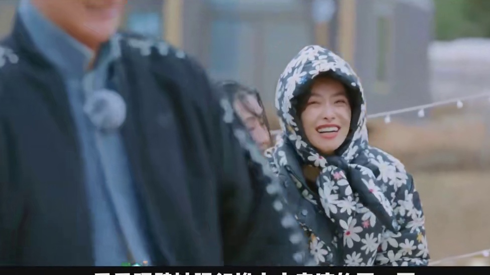 桃花坞显眼包再添一员猛将，周一围被誉为第一舞王！