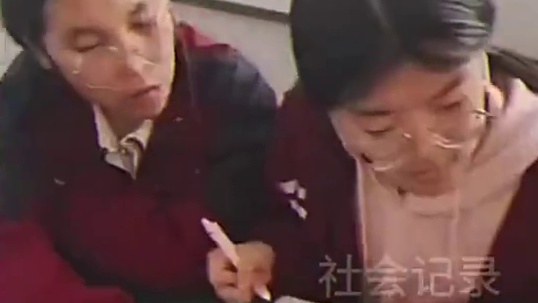 初中生发明的防困神器，怎么感觉似曾相识的样子。 头悬梁锥刺股不好吗？#防困神器 #大学生 #离谱 #