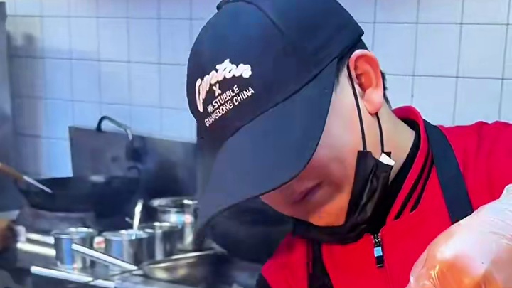 小关庙除了吃羊肉，当然还有这种带院子的火锅啦#成都火锅推荐 #四川人对火锅的执念有多深 #成都本地人