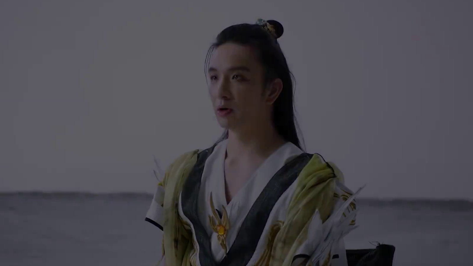 当永劫的”国风美学“遇见诠释李白十余年的胡阳老师，究竟会碰撞出何种火花？同款动作也将同步来袭，快来和