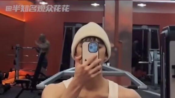 我们小林就是走清新挂赛道的没错！#李昀锐人间小青瓜  #李昀锐