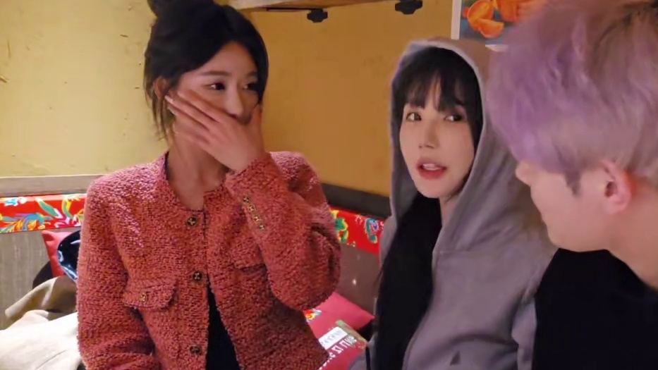 【童锦程】灵儿过年要带宗蕊去外伍村玩？