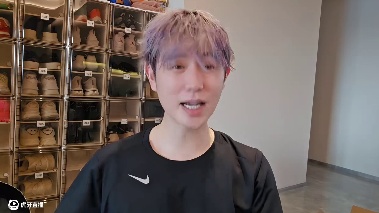 【童锦程】三十二岁的我应该叫作“old boy”吧