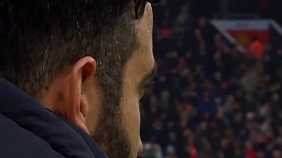 11场输了6场，这就是传说中的曼联救世主？#足球#