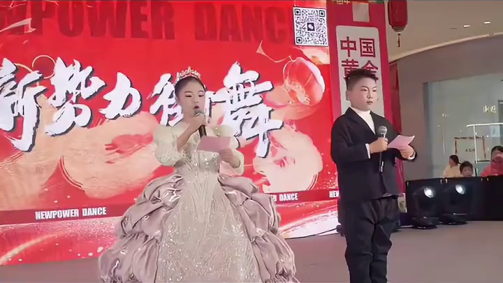 #新势力街舞特邀小主持 #主持人培训基地#闪亮登场 小主持人已上线|太顶了
时间给了我们最好的见证，