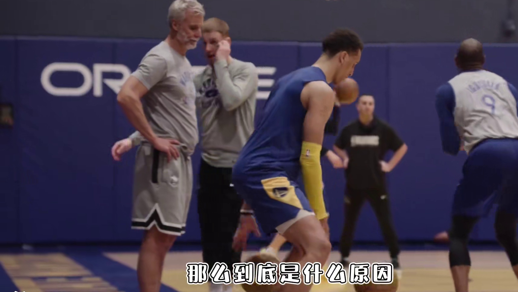 勇士为啥场均罚球少5.2个？天灾还是人祸？