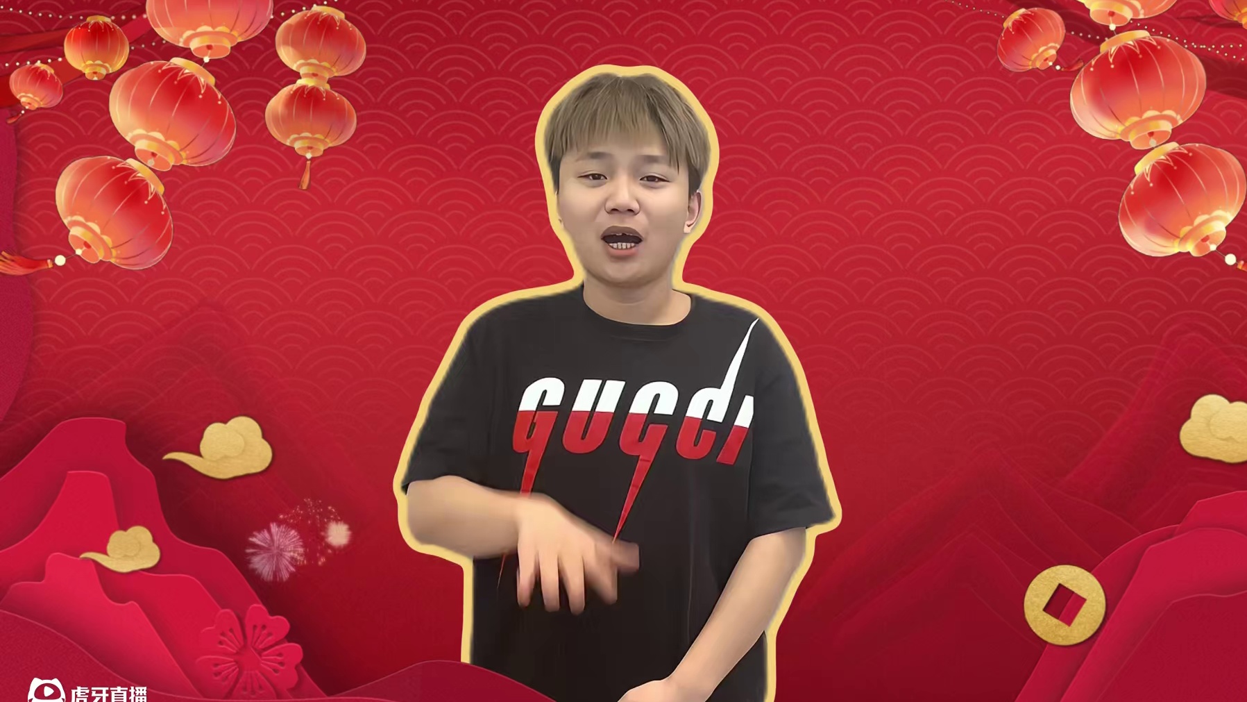 过年拜枪神，来年打枪准！祝大家万事如意，蛇年大吉！