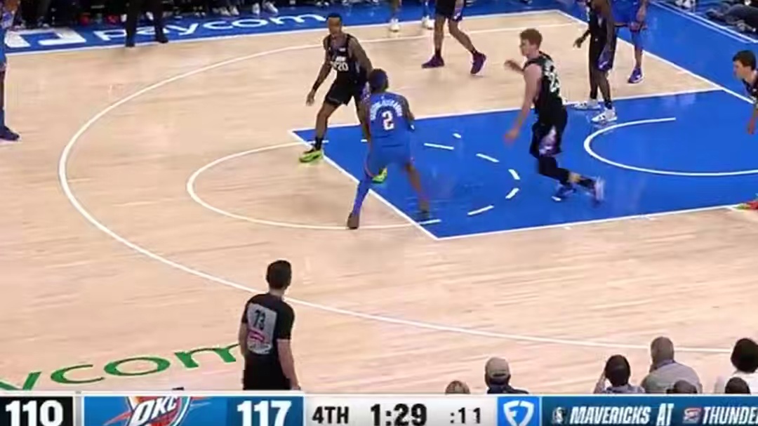 亚历山大54分生涯新高，雷霆豪夺主场13连胜