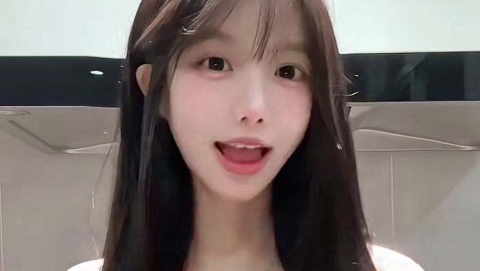 想做一个可以想你，并且被你想念的人