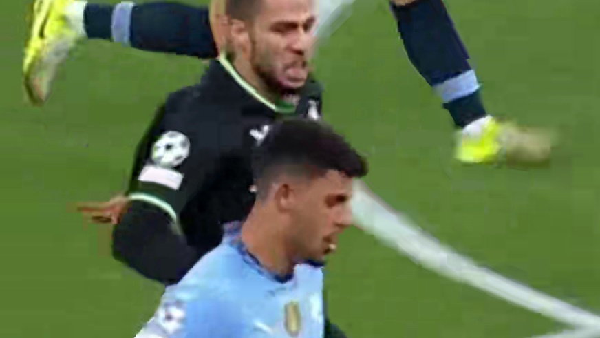 这才是曼城的真正的传控几脚穿透防线