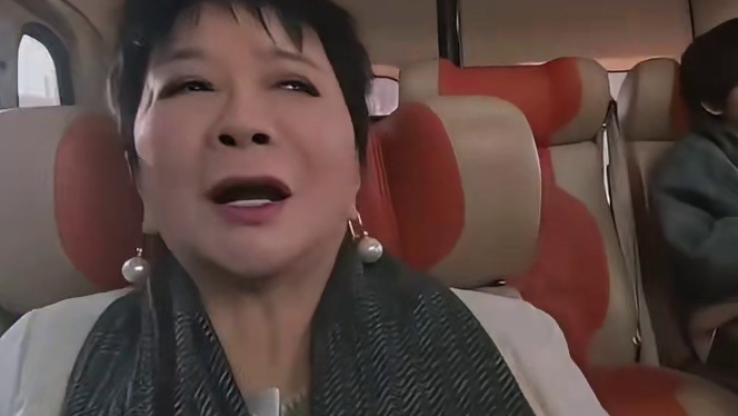 向太蔡明在线辟谣李连杰身体状况很糟糕