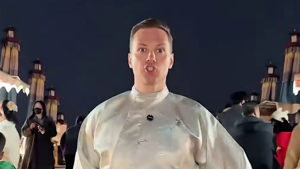 又是为中国非遗美学骄傲的一天！#外国人过中国年  #为中国小城上分  #发现中国之旅  #china