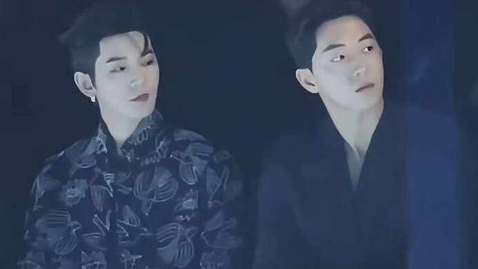 邓为首次亮相巴黎时装周