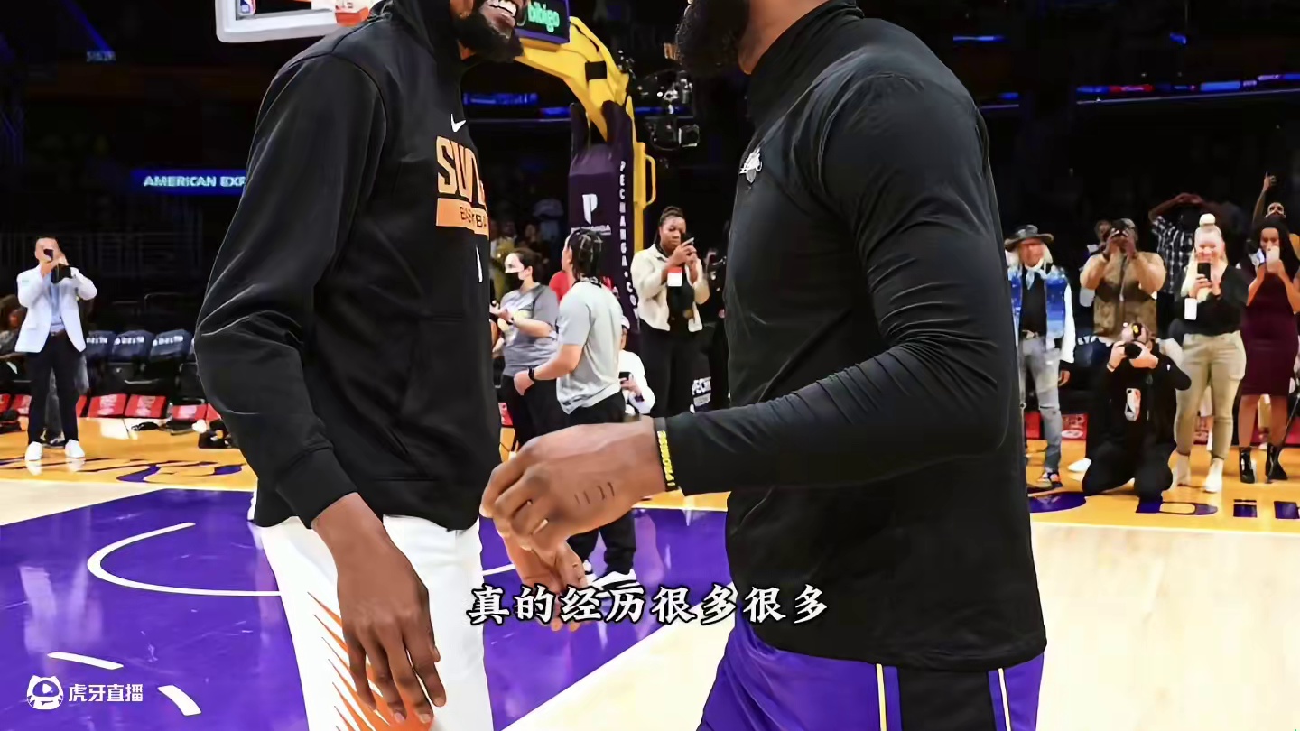 明天注定是一场万众瞩目的比赛，回头看，没有碰面的五年来，他们已经走过了很长很长的路