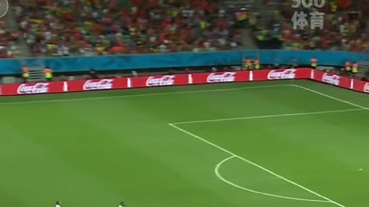 荷兰老男孩真的记仇！5比1复仇卫冕冠军西班牙