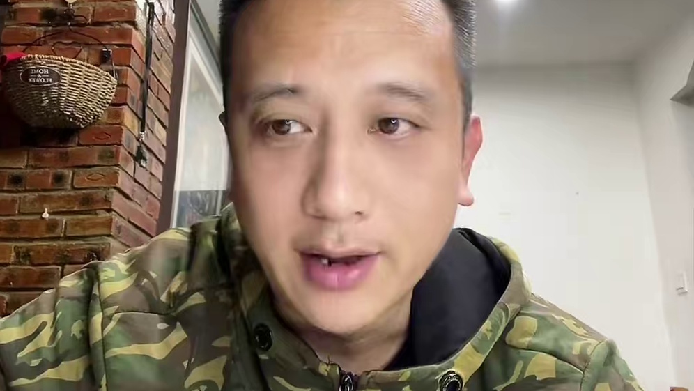 执裁经验分享：遇到两名相互较劲的球员，裁判如何控场？#篮球裁判案例 #执裁经验分享#控场技巧#裁判怎