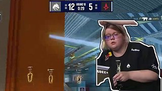 device圖一惜敗于donk，如今已經(jīng)不是他的時代！#csgo #device #donk #玩機