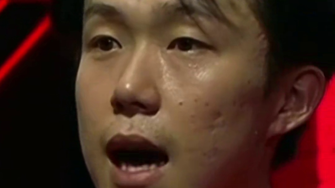 采访离大谱！提问王楚钦下场比赛赛前吃什么，王楚钦回怼吃饭