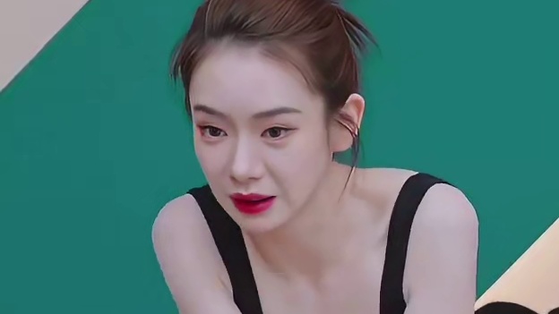 听到方文山是戚薇师父，而且还单身，王琳眼睛都亮了