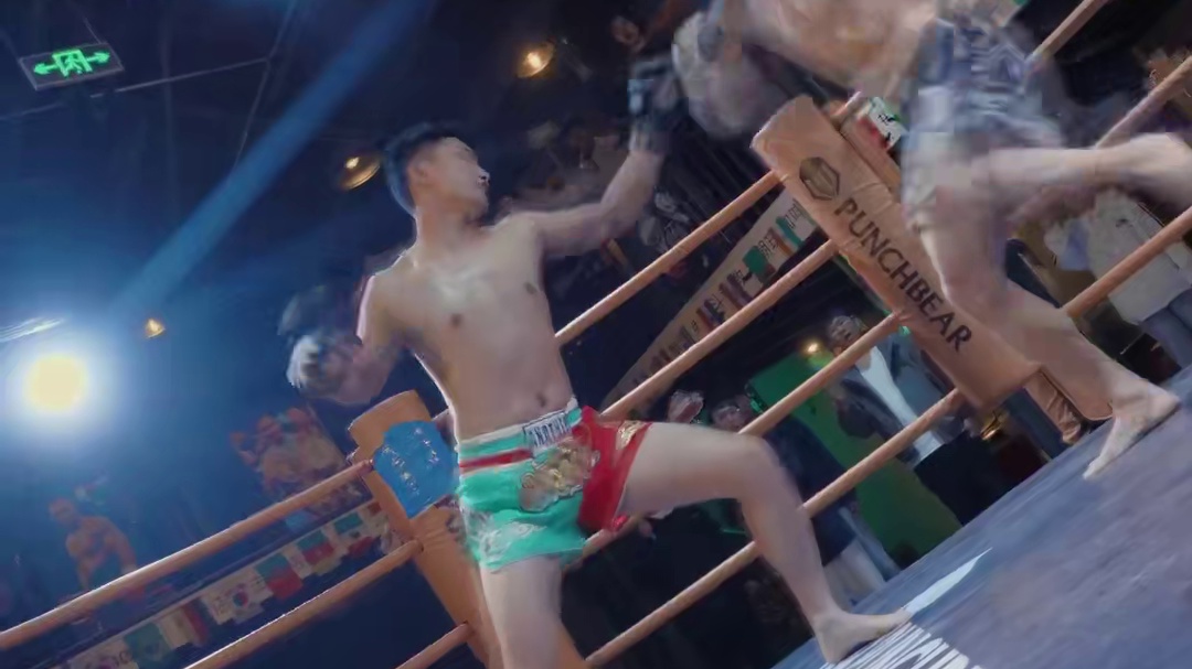 《重拳出击》奇侦出镜小短剧来啦！ #短剧 #汤米 #Vivian