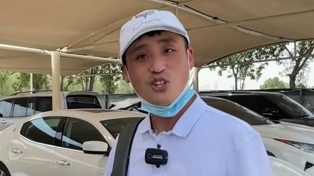 揭秘迪拜废车拍卖行，当地人买豪车的“野路子”！