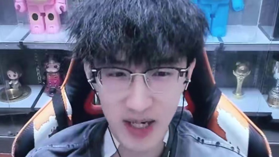 这就是第一鸿音的实力吗？ #逆水寒黄金服 #我浮夸真的要强 #浮夸666