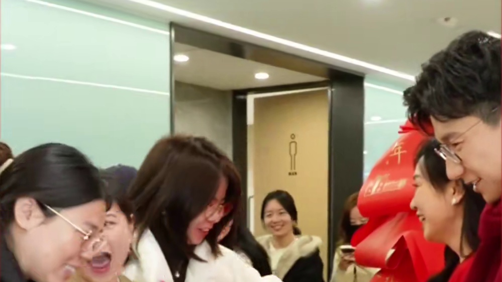 新年开门红！给小伙伴们发了开工红包~祝大家2025发发发！#开工大吉 #新年新征程