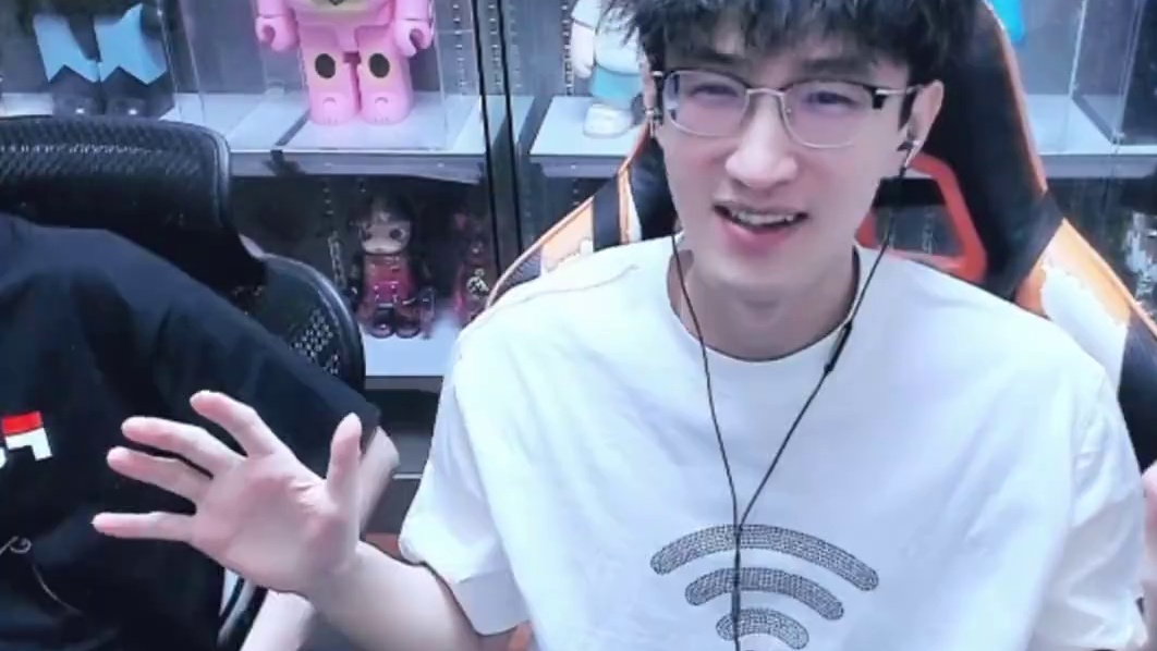 啥？又有蔡哥的瓜了？ 