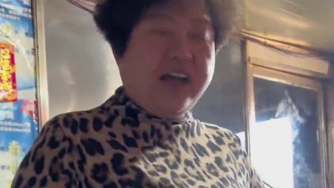 铲子人过年都是这样的吗？ #金铲铲2025天选福星  #金铲铲之战  #金铲铲