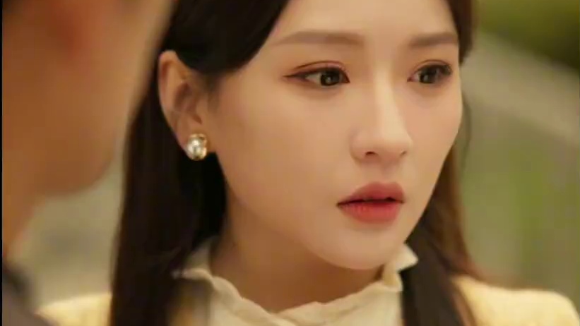 一般的短剧我不看，霸道总裁强制爱我必须尝尝咸淡#声声相许 #在声声相许里磕晕#声声相许服装穿搭好复古