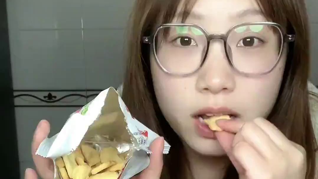 vlog｜拆快递 #好好吃饭好好生活 #美食vlog #记录我的美食生活 #春节假期的生活vlog 