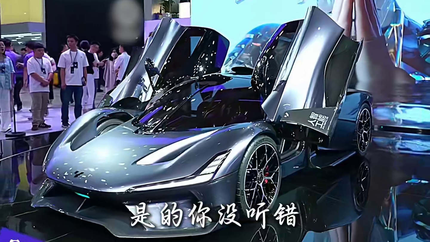 2万的极越汽车你心动吗 都这个价了还要啥自行车#内容启发搜索 #极越 #极越汽车 #万万没想到 #震