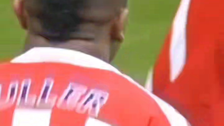 有本事都来防我啊！