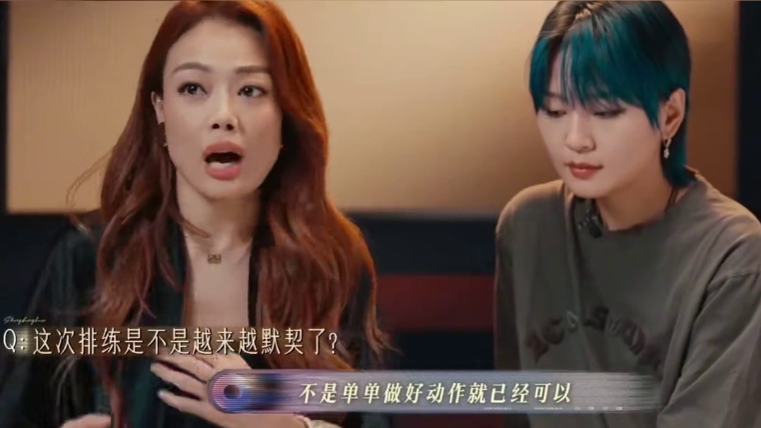 #周笔畅容祖儿的粉丝吃的太好了  每一个用心打磨的小细节都代表着对粉丝的尊重和爱啊！跪求姐俩下一个合