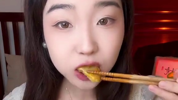 来啦来啦姐妹们！早餐你们都吃什么！#快吃吧大馋丫头 #这一口好city啊 #这一口简直香迷糊了 #解