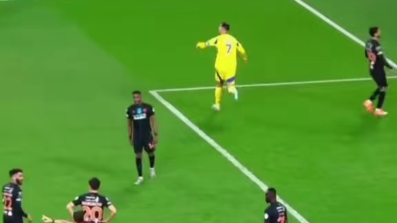 这球门前的顶级嗅觉，大道为简