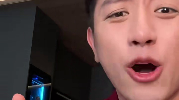 我儿豁！嘴巴香香的人真的很有魅力啊………………………………………………