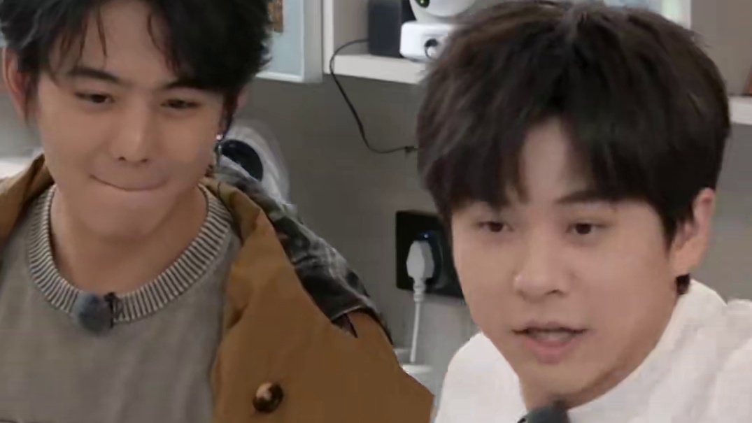 小武艺懂礼貌式演技，你别管演的像不像，就说懂不懂礼貌吧#武艺 #武星 #丁真 #我家那小子