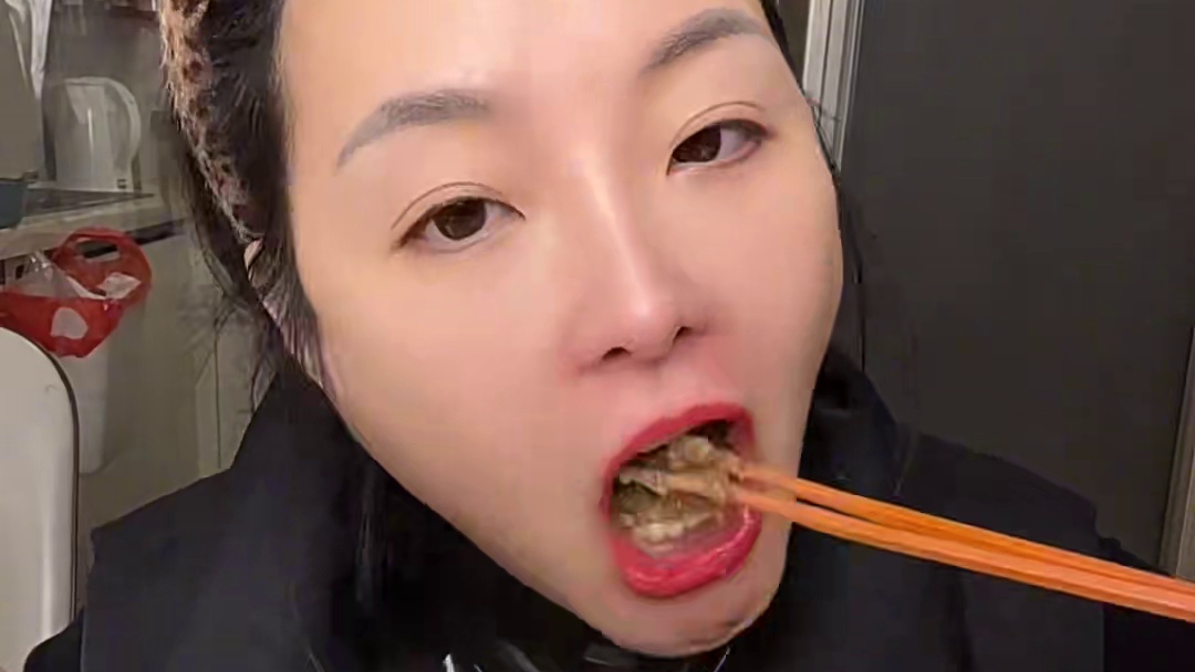 #一吃一个不吱声 #这一口简直香迷糊了 #不敢想象这一口多好吃 #好吃到停不下来 #晒美食是对平凡生