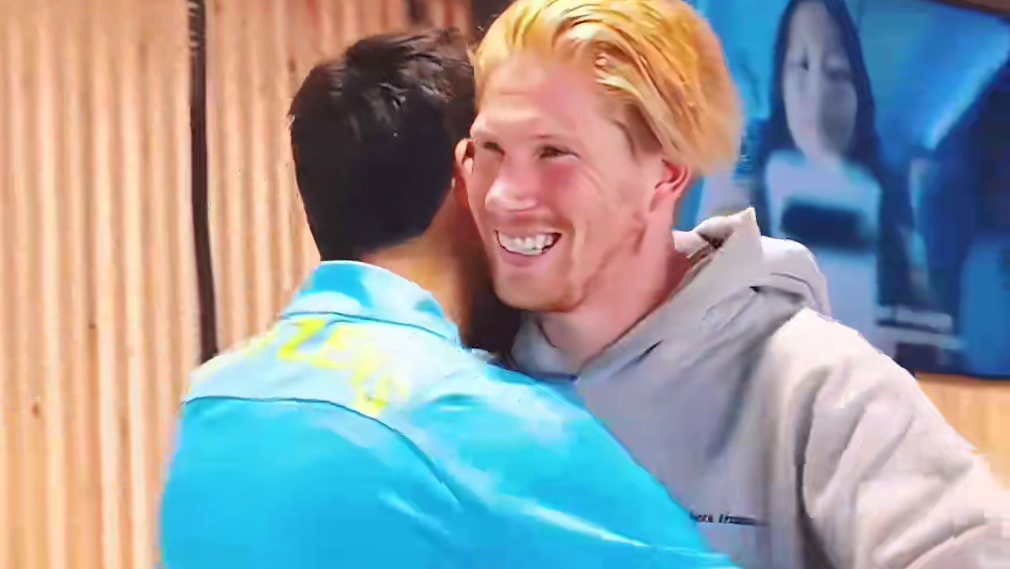 京多安的能力确实与德布劳内罗德里相差甚远 京多安的能力确实与德布劳内罗德里相差甚远