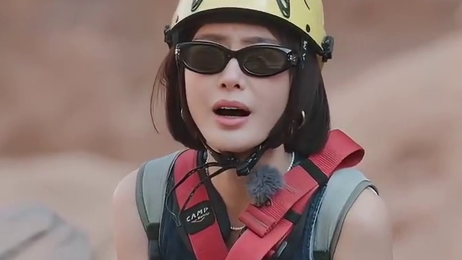 姐姐跟你心连心安慰你，你跟姐姐玩脑筋