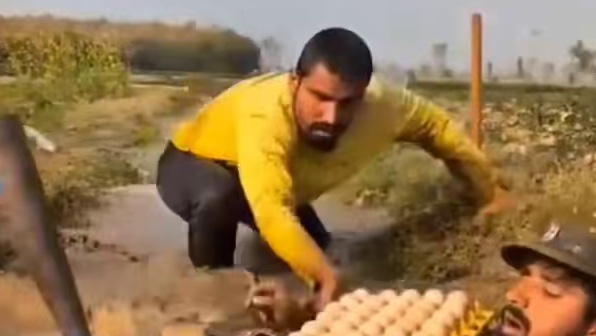 嫉妒保安睡得也太舒服了，打扰他一下 #搞笑配音