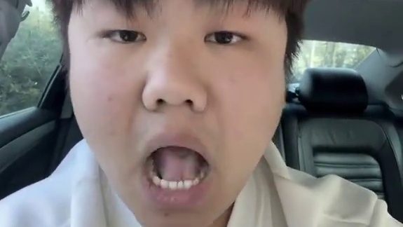 看完哪吒想到快开学后我的精神状态 #伪音 #网恋需谨慎 #石矶娘娘 #哪吒 #石矶娘娘模仿秀