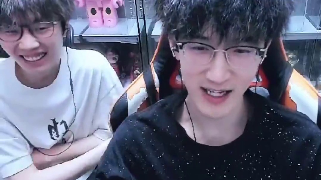 大橘子已经开始瞧不起蔡哥了？ 