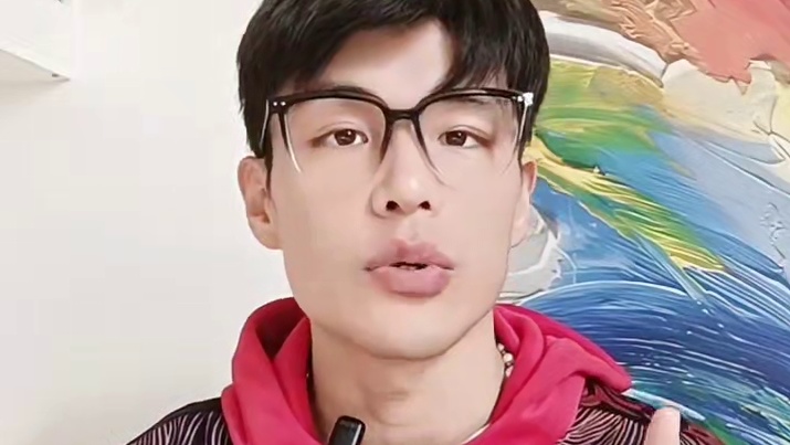 你买包包，是凭感觉还是凭规律？ 如果是凭感觉，很可能是不适合你的；如果是凭你你自己天生的且一生不变的