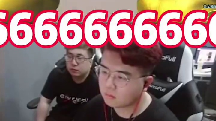 跳跳乐职业选手有多强：比飞机文还离谱