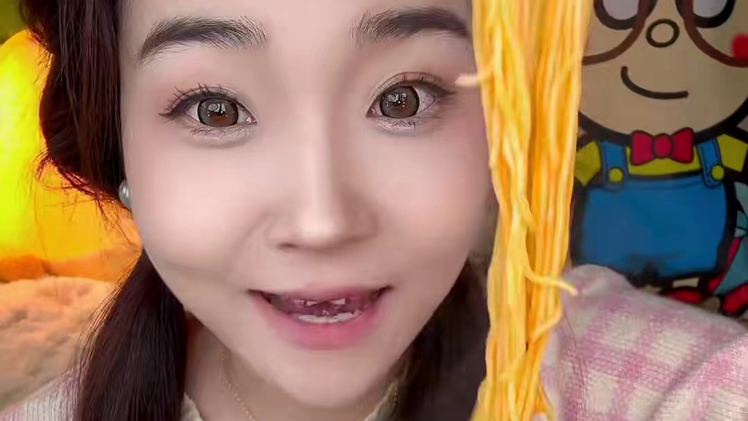 姐妹们吃了你们会爱上的一款！！我怀疑团队研发有重庆人！#速食美食 #灵魂宵夜 #重庆小面 #夜宵吃什